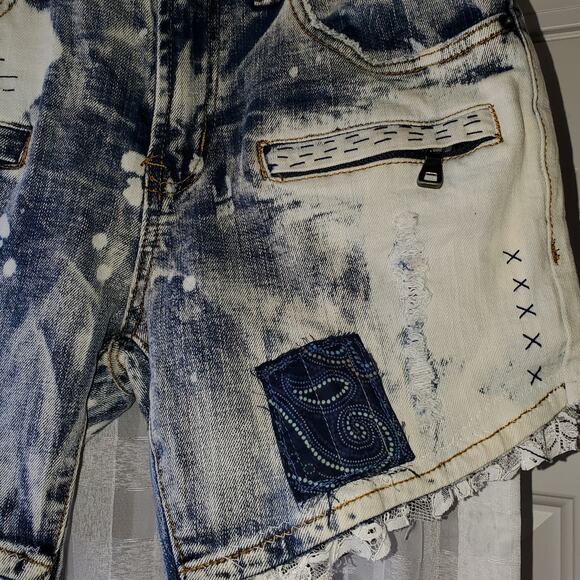 Upcycled‎ Repurposed Distressed Decibel Cut Off Shorts Sz 30 - Picture 5 of 10